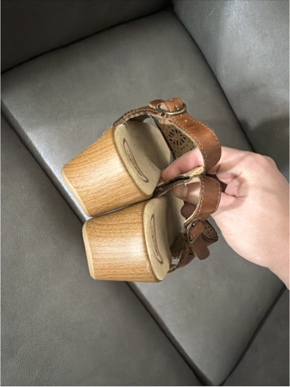 WOMEN’S DANSKO CLOG SANDALS SHOES SIZE 38 EU BROWN BEIGE STRAP ON WEDGES - Picture 6 of 9